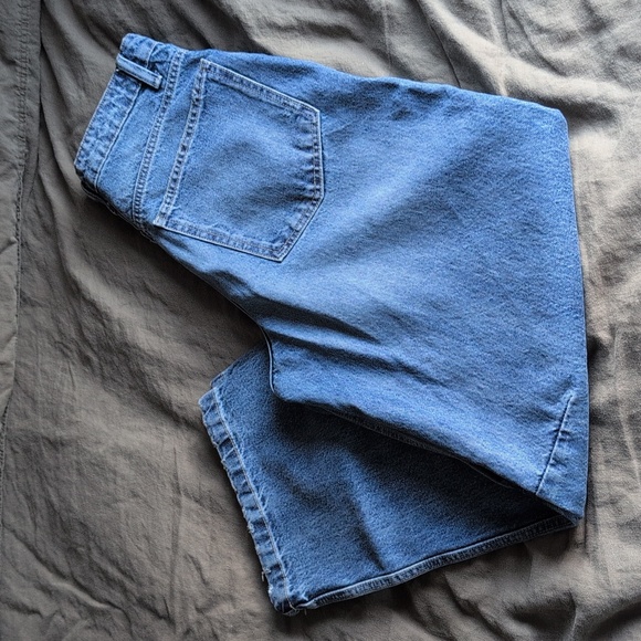 Zara Barrel Jean - Picture 4 of 4